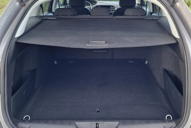 Peugeot 308 cena 52900 przebieg: 52500, rok produkcji 2019 z Poznań małe 106